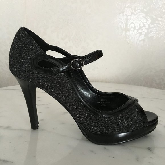 Tahari Tweed & Patent Peep Toe High Heels 6.5 MINT - Picture 3 of 10